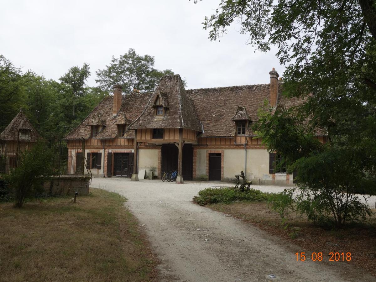 Les Gites Du Mont Suzey Yvoy-le-Marron Eksteriør bilde